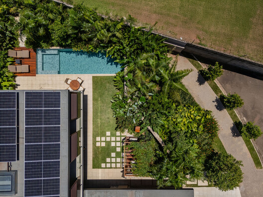 FR House / DGL Arquitetura FR House / DGL Arquitetura - Exterior Photography, Aerial View Photography