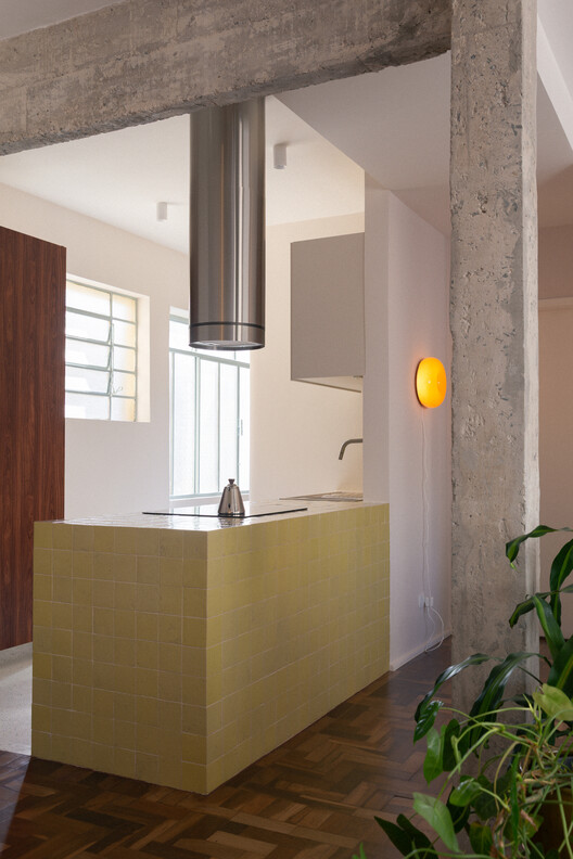 Apartamento FR / SUMA arquitetura - Fotografia de Interiores, Madeira, Iluminação, Vidro, Bancada, Pia