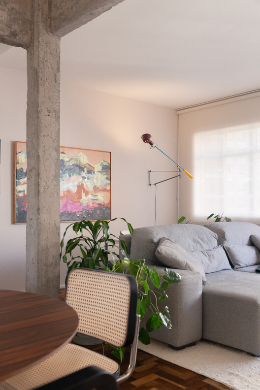 Apartamento FR / SUMA arquitetura - Fotografia de Interiores, Dormitório, Sofá, Madeira, Mesa, Cadeira, Iluminação