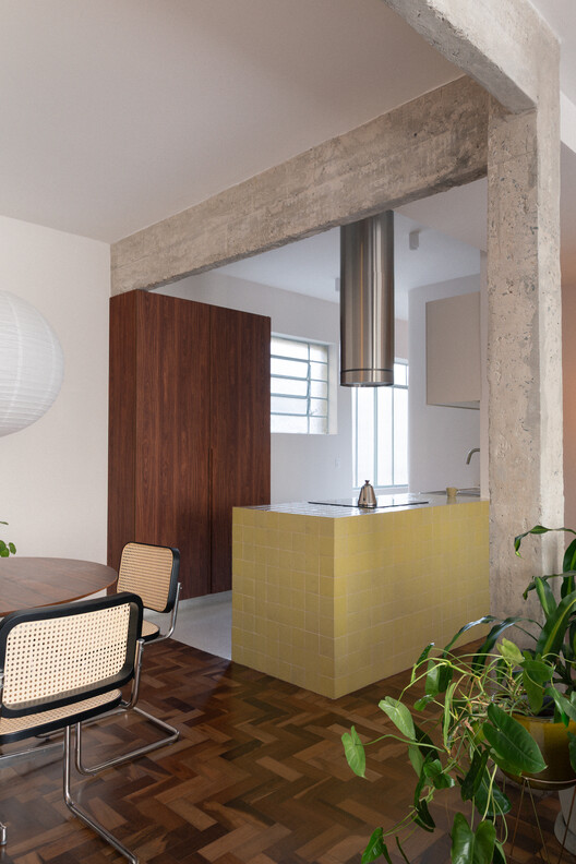 Apartamento FR / SUMA arquitetura - Fotografia de Interiores, Madeira, Iluminação, Cadeira, Mesa