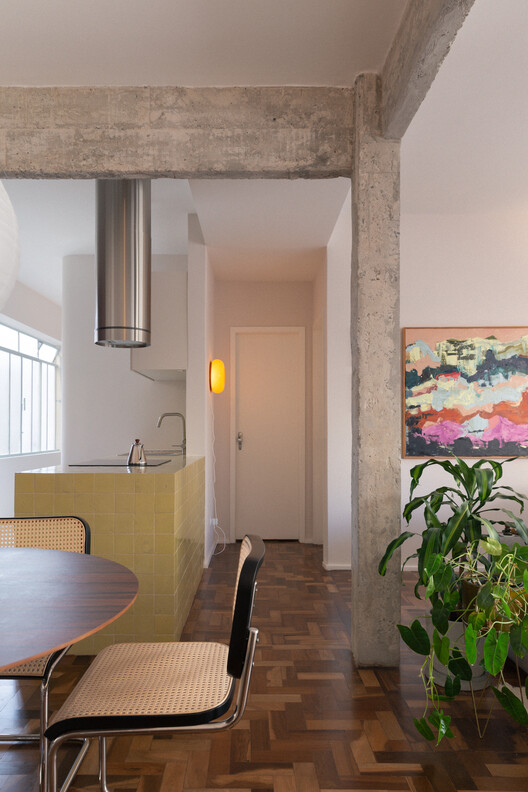Apartamento FR / SUMA arquitetura - Fotografia de Interiores, Madeira, Iluminação, Cadeira, Bancada