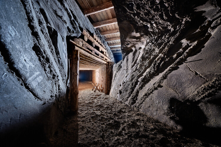 Unearthing the Ground: Architecture and the Politics of the Subterranean - Featured Image