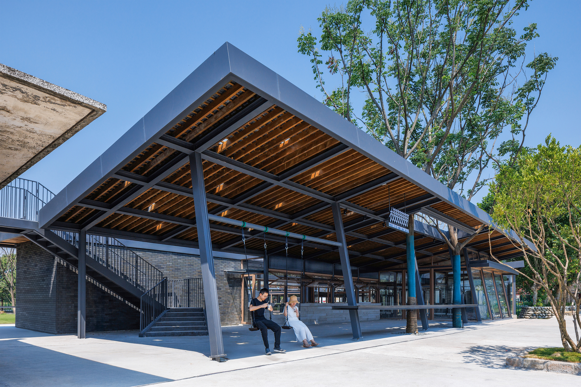 Pengpeng'er Bistro / UN-GROUP