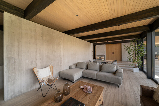 Casa Piedra Roja / PAR Arquitectos - Fotografía interior, Sala de estar, Madera, Fijación Vigas