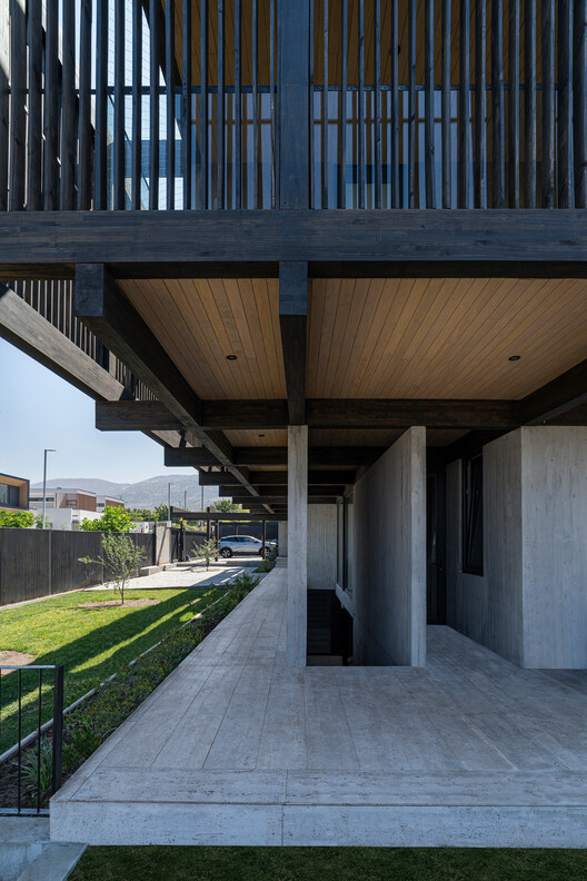Casa Piedra Roja / PAR Arquitectos - Imagen 8 de 28
