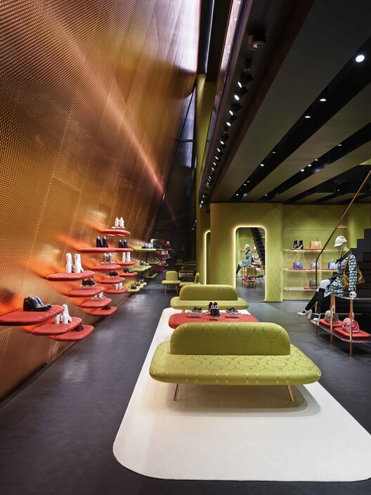 Shaping Desire: How Architects Redefine Commercial Spaces - Image 23 of 60