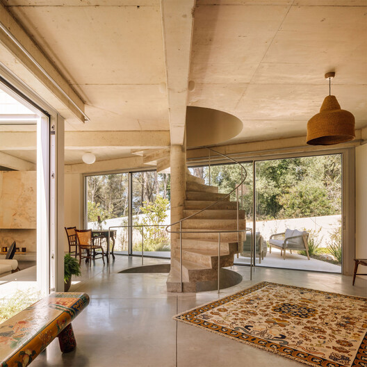 Casa en Galamares / atelier RUA - Fotografía interior, Madera, Fijación Vigas