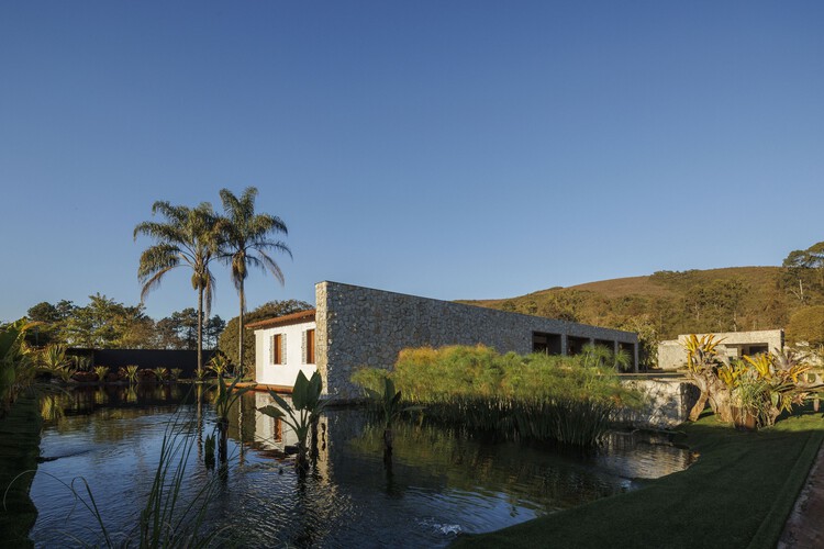 Casa Miguelão / Henrique Hoffman - Fotografía exterior, Casas, Jardín
