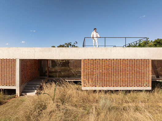Casa Tupin / BLOCO Arquitetos - Imagen 9 de 47