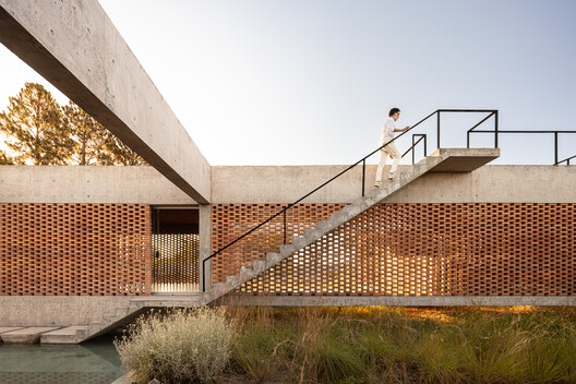 Casa Tupin / BLOCO Arquitetos - Imagen 18 de 47