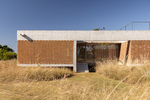Casa Tupin / BLOCO Arquitetos - Imagen 10 de 47