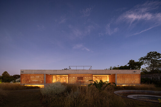 Casa Tupin / BLOCO Arquitetos - Imagen 37 de 47