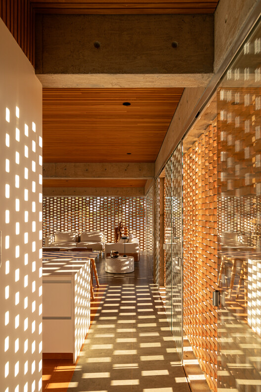 Casa Tupin / BLOCO Arquitetos - Imagen 30 de 47