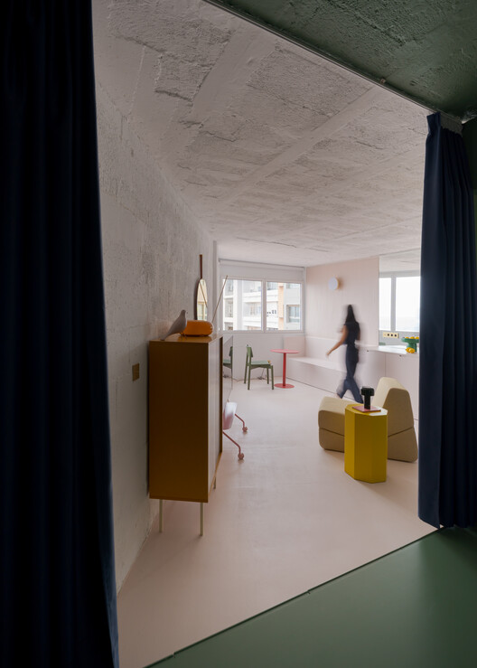 Casa C / XStudio - Fotografía interior, Iluminación, Sillas