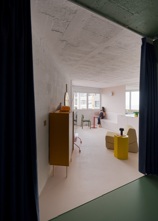 Casa C / XStudio - Fotografía interior, Iluminación, Sillas