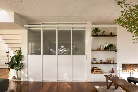 Apartamento Uirapuru / SUMA arquitetura - Fotografia de Interiores, Madeira, Iluminação, Porta, Vidro