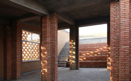 Architecture in Rhythm with Time: Designing Through Solar, Lunar, and Biological Cycles Architecture in Rhythm with Time: Designing Through Solar, Lunar, and Biological Cycles - Image 8 of 16