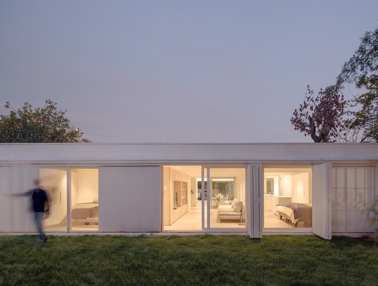 Casa el Aromo / Duarte Fournies Arquitectos - fotografía exterior, puertas