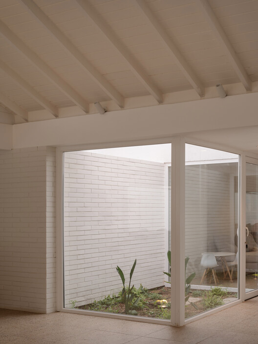 Casa el Aromo / Duarte Fournies Arquitectos - Imagen 8 de 23