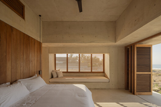 Casa Ohana / Vertebral - Interior Photography, Bedroom, Wood