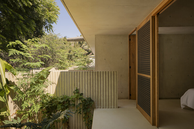 Ohana / Casa Vertebral - Imagen 15 de 27