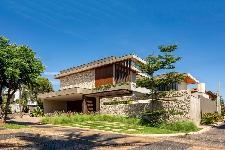 Residência MFGT / Juliana Martins Arquitetura - Fotografia de Exterior, Balcão, Aido