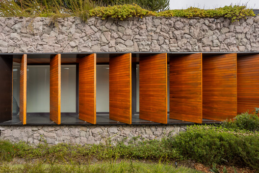 Casa LG / Oficina Conceito Arquitetura - Fotografía exterior