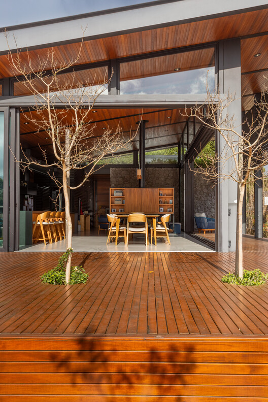 LG Casa/Oficina Conceito Arquitetura - Fotografía de interiores, madera, terrazas, vigas fijas, patios, patios interiores