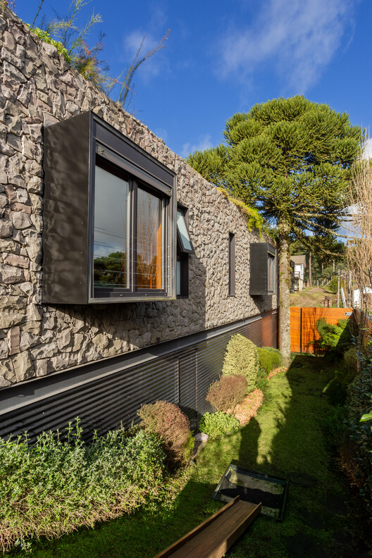 Casa LG / Oficina Conceito Arquitetura - Fotografía exterior, Jardín