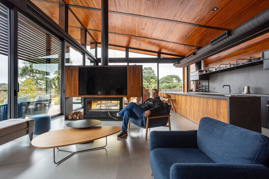 Casa LG / Oficina Conceito Arquitetura - Fotografía interior, Sala de estar, Madera, Sillas, Fijación Vigas