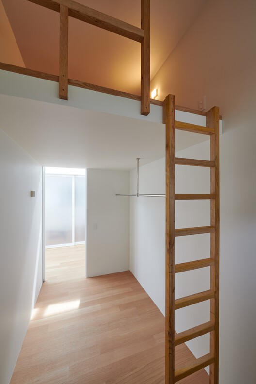 Sandwich House / NoMaDoS - Image 14 of 20