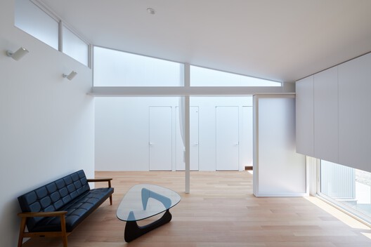 Sandwich House / NoMaDoS - Image 10 of 20