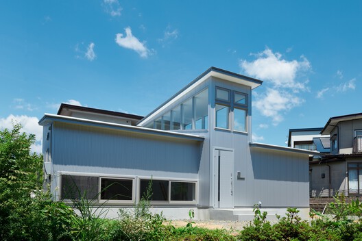 Sandwich House / NoMaDoS - Exterior Photography