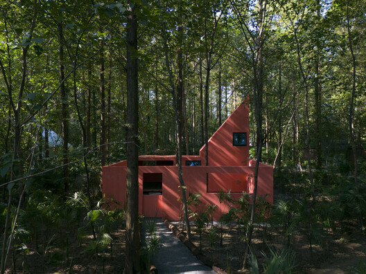 Red Cabin / Wiki World + Advanced Architecture Lab - Exterior Photography, Wood