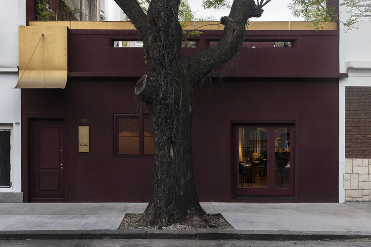 Espacio Gastronómico Bordó / Paolini Arquitectos - Fotografía interior, Renovación, Fachada, Puerta