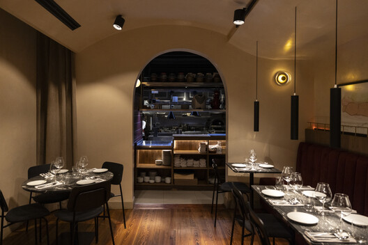 Espacio Gastronómico Bordó / Paolini Arquitectos - Fotografía interior, Comedor, Sillas