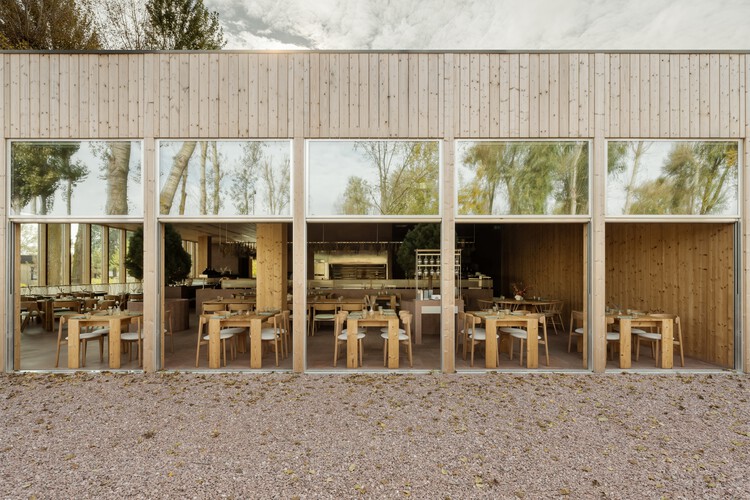 Farm Table Restaurant / YOD Group - Image 6 of 18