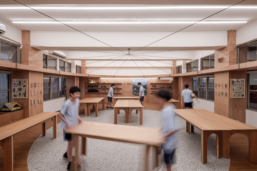 Qingshan Forest Junior High School Classroom / 317designstudio - Image 4 of 34