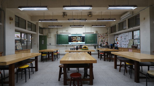 Qingshan Forest Junior High School Classroom / 317designstudio - Image 29 of 34