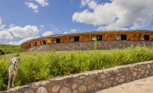 Kasollet e Zanave / Maden Group