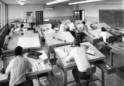 The Long Table as a Spatial Protocol: Designing Conditions for Gathering and Pause - Image 11 of 27