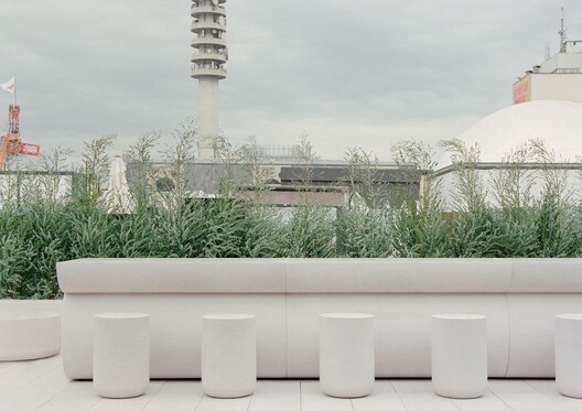 When Eating Becomes Spatial: 14 Projects Built Around Shared Meals - Image 15 of 21