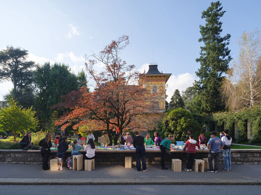 When Eating Becomes Spatial: 14 Projects Built Around Shared Meals - Image 16 of 21
