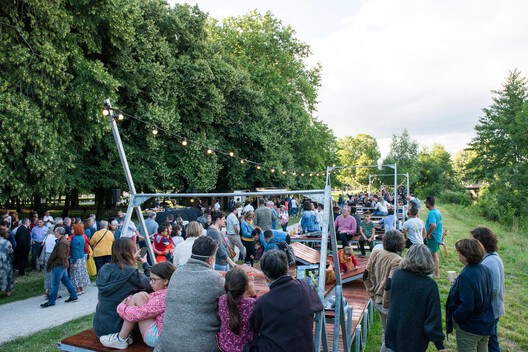 When Eating Becomes Spatial: 14 Projects Built Around Shared Meals - Image 12 of 21