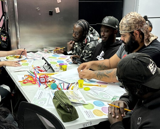 Who Owns Public Space? Three Active Models of Shared Management Shaping Urban Commons in Europe and New York Who Owns Public Space? Three Active Models of Shared Management Shaping Urban Commons in Europe and New York - Image 20 of 21