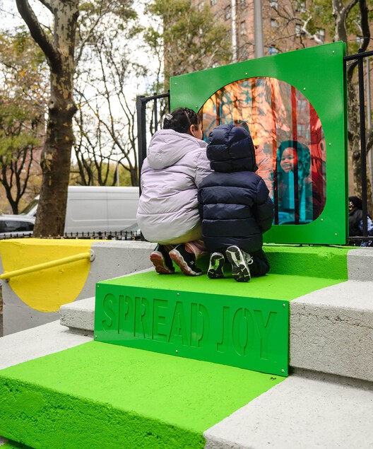 Who Owns Public Space? Three Active Models of Shared Management Shaping Urban Commons in Europe and New York Who Owns Public Space? Three Active Models of Shared Management Shaping Urban Commons in Europe and New York - Image 12 of 21