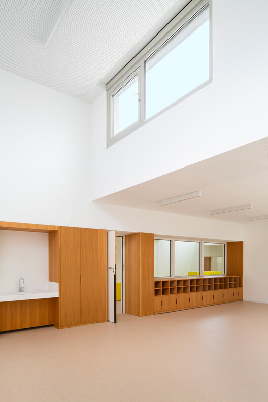 Paul Doumer School Complex / AT architectes Paul Doumer School Complex / AT architectes - Interior Photography, Kitchen, Wood