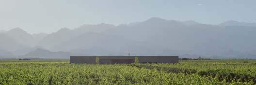 Casa Strazik  / González Olsina & Vega Arquitectos - Imagen 9 de 26