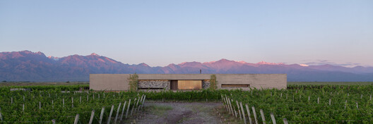 Casa Strazik  / González Olsina & Vega Arquitectos - Imagen 7 de 26