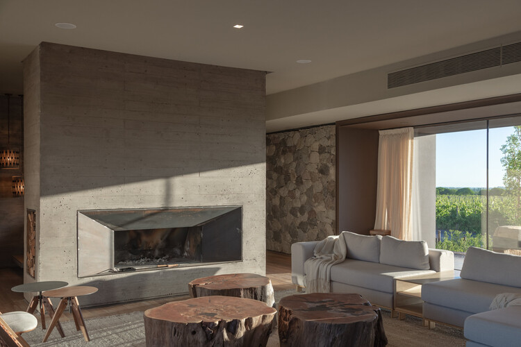 Casa Strazik / González Olsina & Vega Arquitectos - Fotografía de interiores, salón, madera, sillas